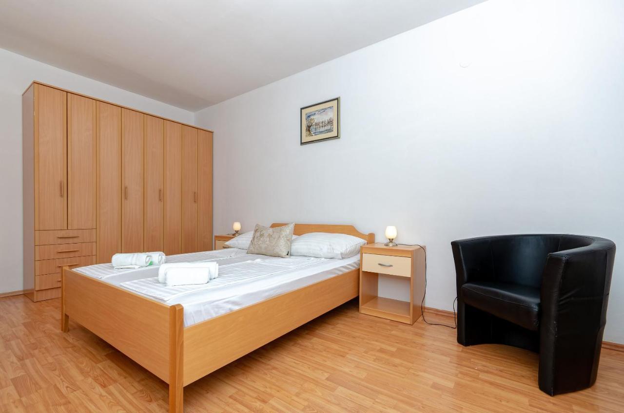 Apartments Mrs Brightside Split Extérieur photo